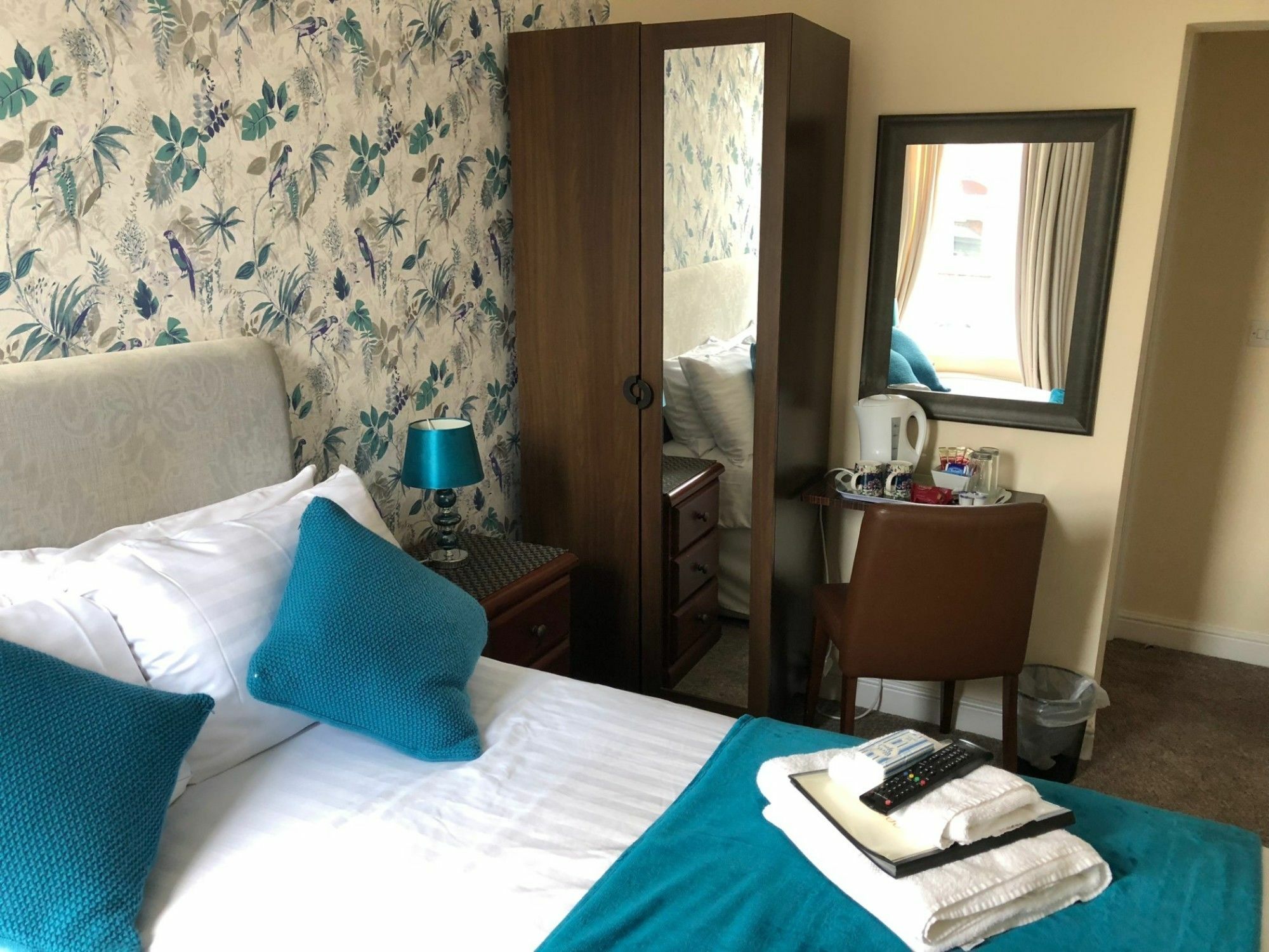 202 Guesthouse リンカーン エクステリア 写真